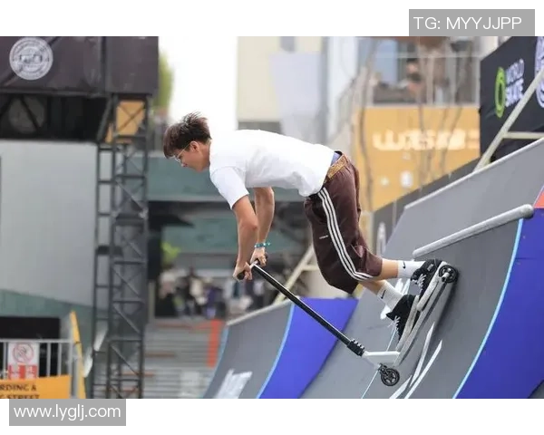 成都极限运动队在世界滑板锦标赛中的精彩表现与技术分析